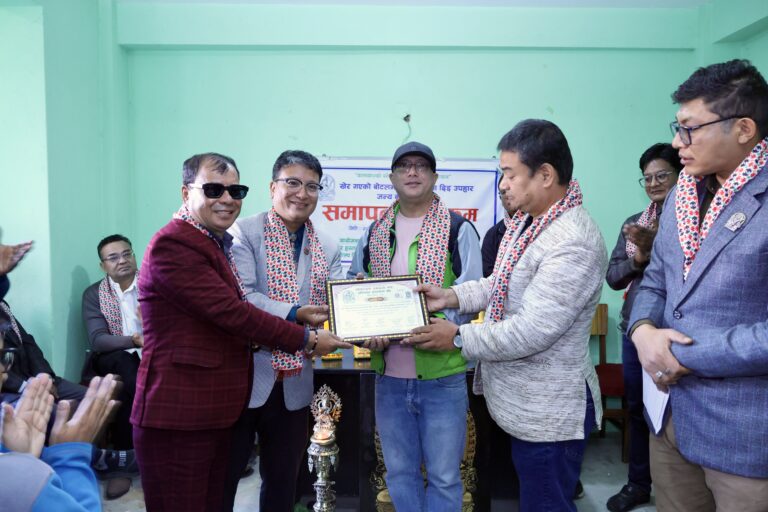 खेर गएका बोतलबाट हस्तकलाका सामग्री उत्पादन तालिमको समापन