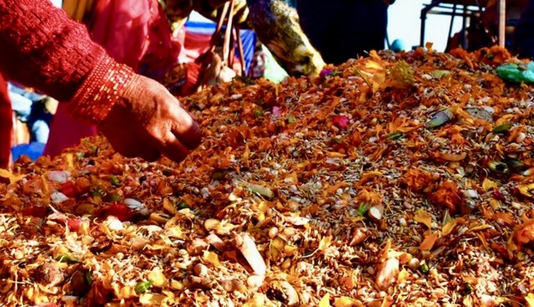 दिवंगत पितृ–पूर्वजहरूको स्मृतिमा मनाउने बाला चतुर्दशी पर्व