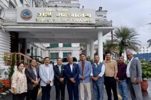 बाढी प्रभावितका लागि सुनचाँदी व्यवसायी महासंघको १ करोड ११ लाख सहयोग